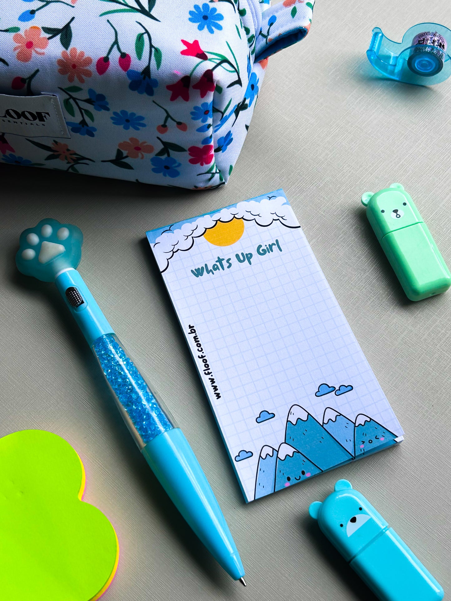 Mini Bloco - WHAT'S UP GIRL