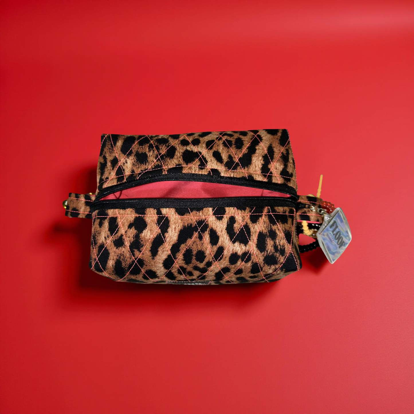 Necessaire Onça Neon
