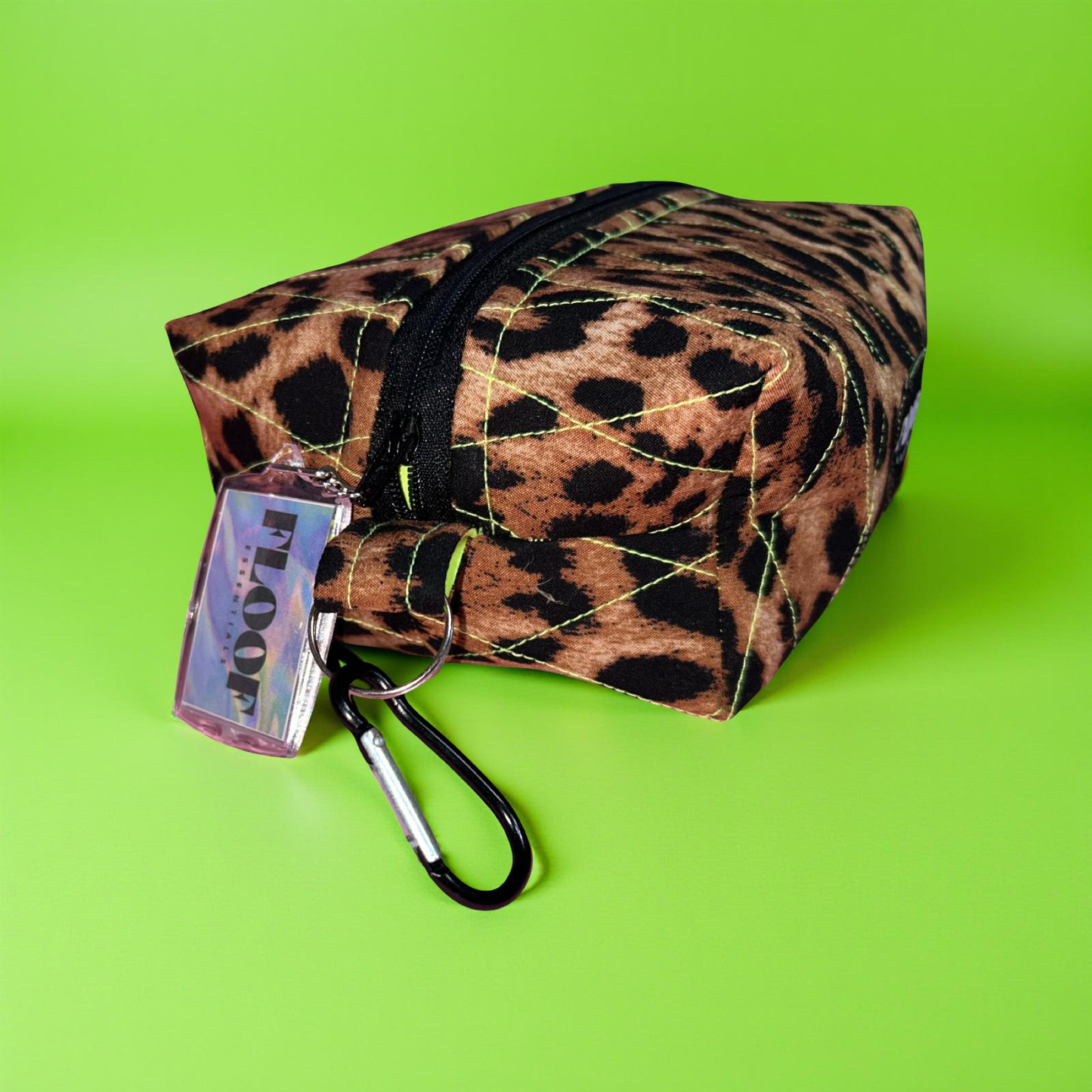 Necessaire Onça Neon